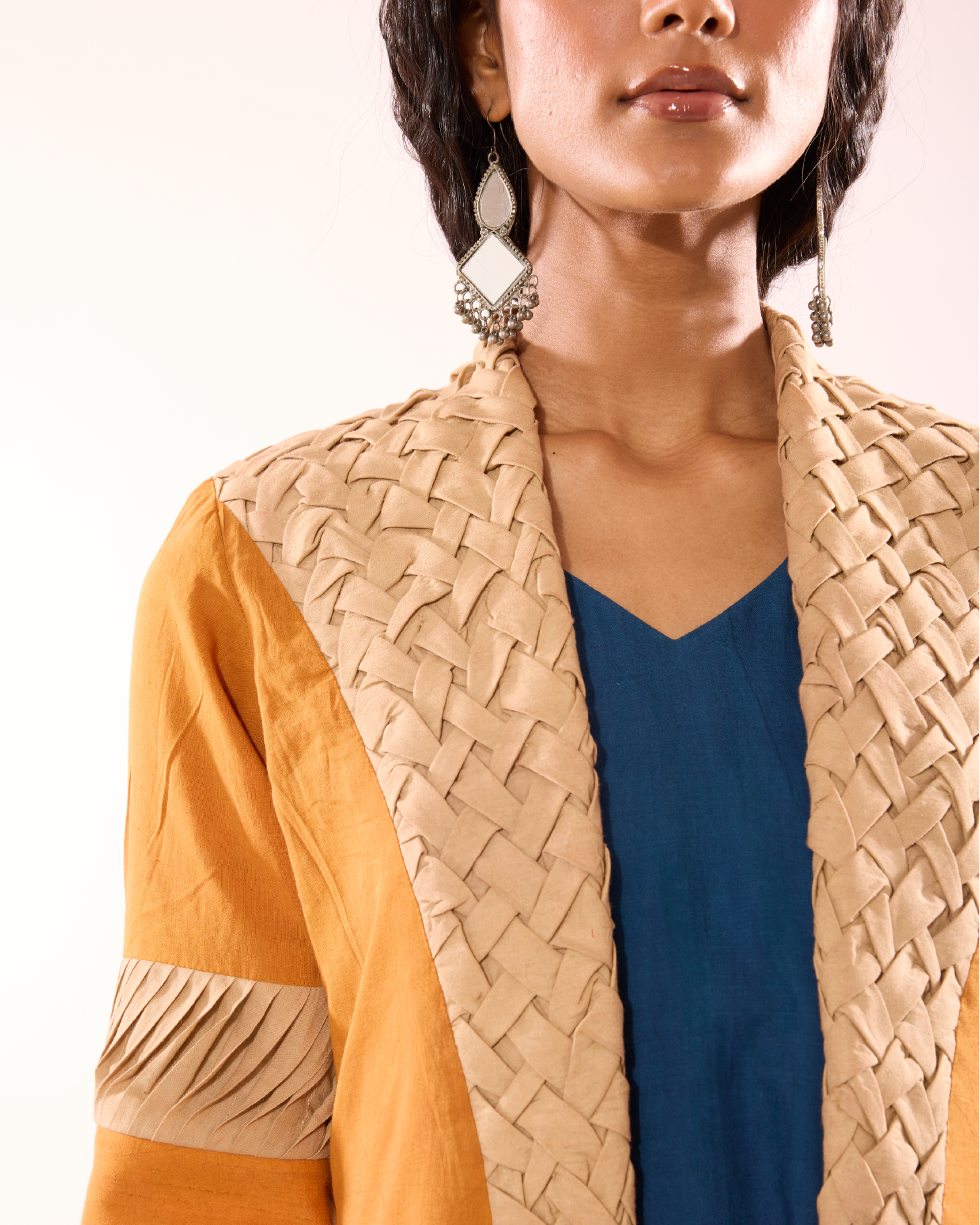 Kuvalai Reversible Sungudi Smocked Lapel Jacket