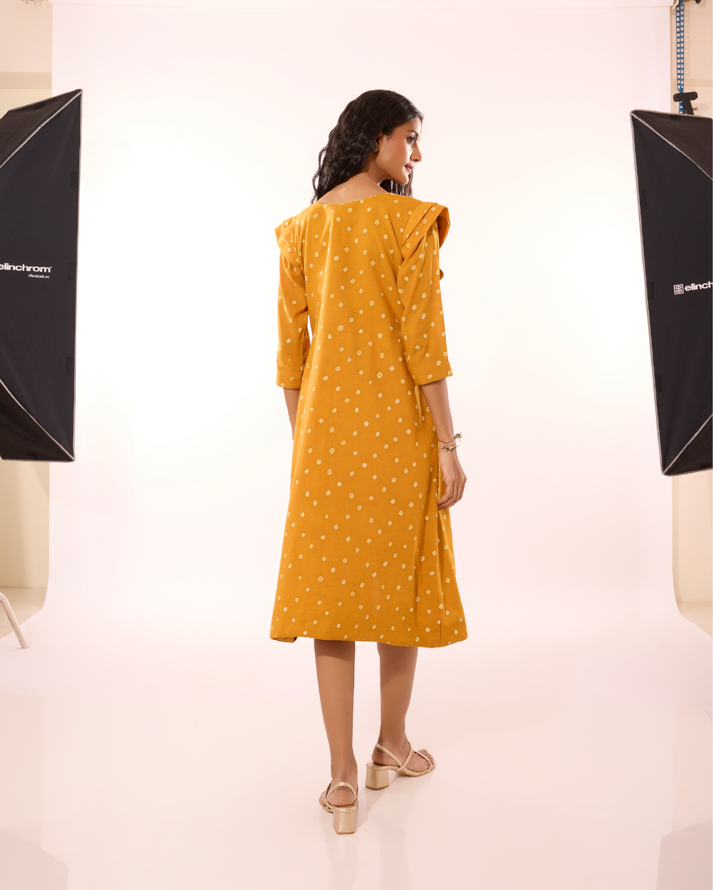 Kondrai Sungudi Statement Shoulder Jacket