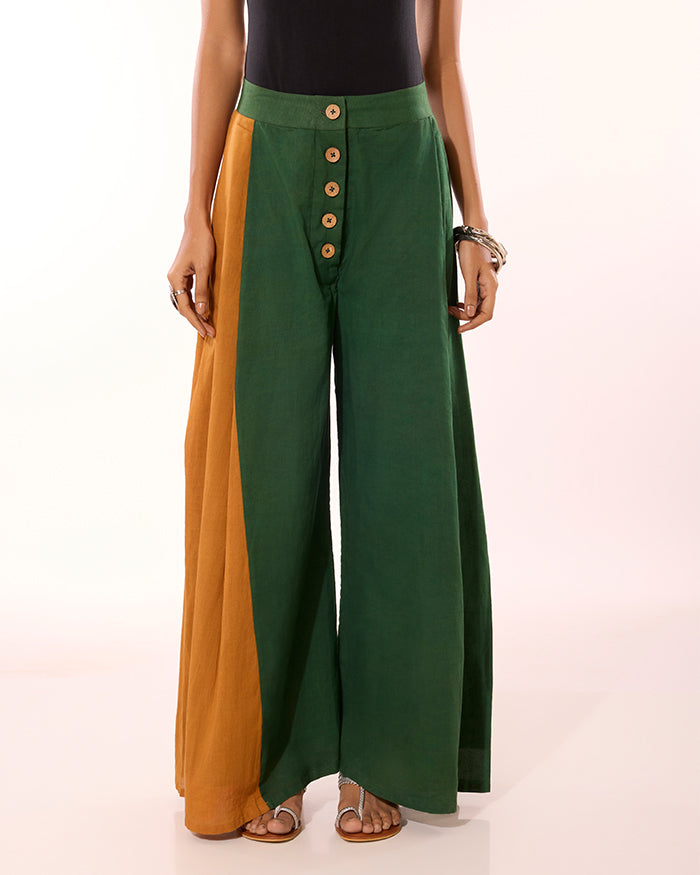 Vaagai Color Block Pleated Pants
