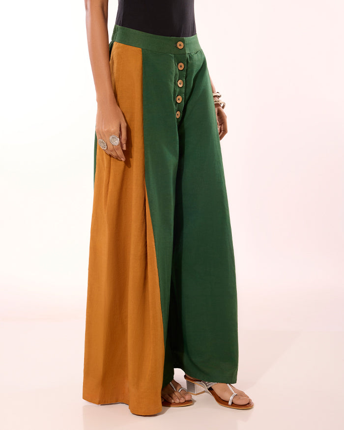 Vaagai Color Block Pleated Pants